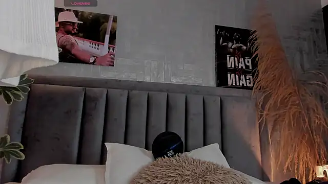 JeanColleman online show from 10, 10, 2025