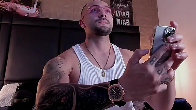 JeanColleman online show from 6, 11, 2025