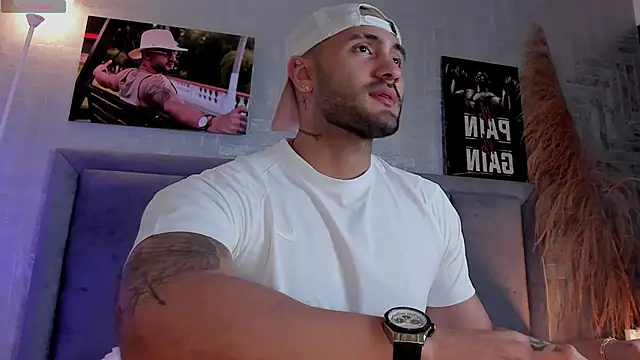 JeanColleman online show from 8, 10, 2025