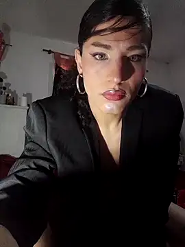 Snapshot of LaCristinatrans chatting on 9, 6, 2026 LaCristinatrans online show from 9, 6, 2026