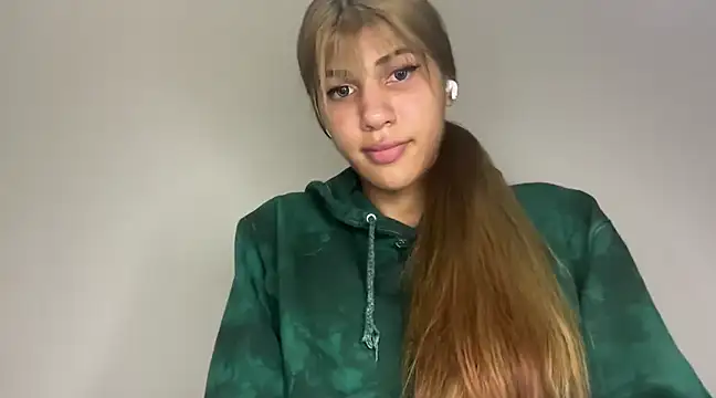 valeri-bigcock online show from 24, 12, 2024