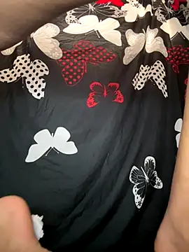 Snapshot of celine_bell20 chatting on 23, 11, 2025 celine bell20 online show from 23, 11, 2025