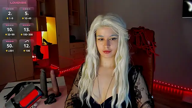 mollyposhh online show from 23, 3, 2026