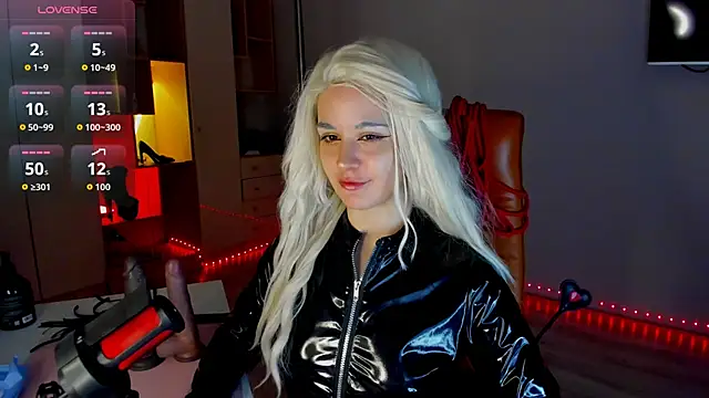 mollyposhh online show from 20, 3, 2026