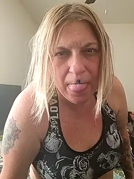 Snapshot of Playmate86 chatting on 23, 5, 2026 Playmate86 online show from 23, 5, 2026