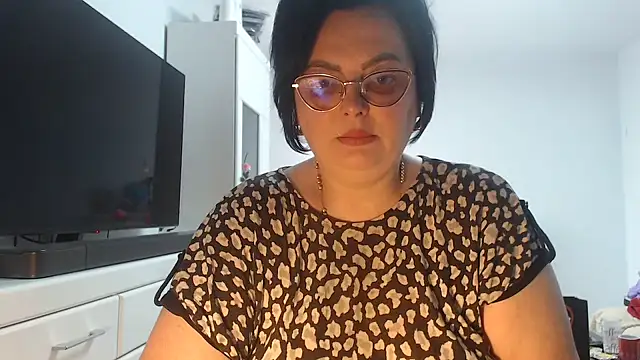 Amandamuller1982 online show from 7, 6, 2026