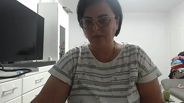 Amandamuller1982 online show from 3, 10, 2025