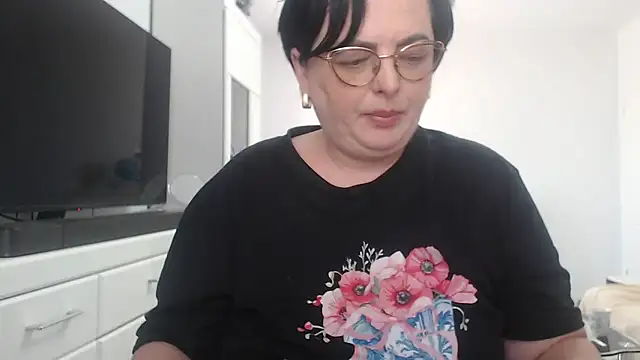 Amandamuller1982 online show from 3, 5, 2026