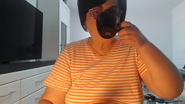 Amandamuller1982 online show from 25, 4, 2026
