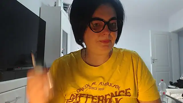 Amandamuller1982 online show from 6, 7, 2026
