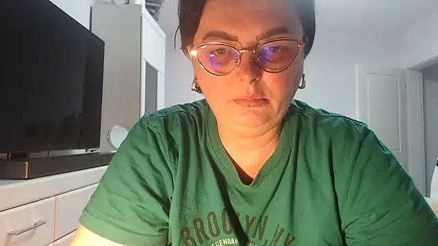 Amandamuller1982 online show from 12, 6, 2026