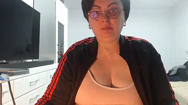 Amandamuller1982 online show from 3, 4, 2026