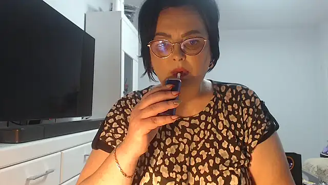 Amandamuller1982 online show from 7, 6, 2026