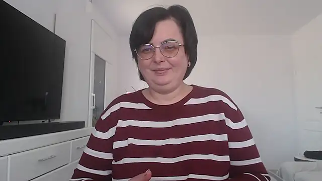 Amandamuller1982 online show from 10, 3, 2025