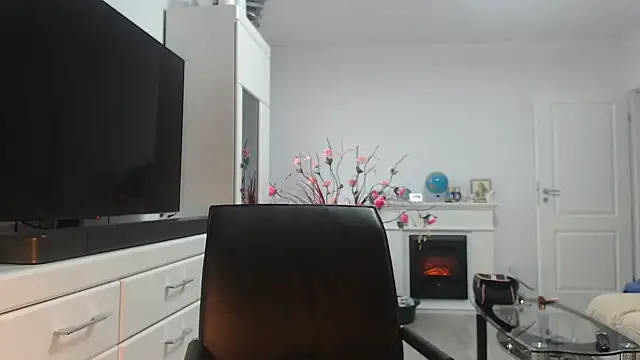 Amandamuller1982 online show from 2, 6, 2026