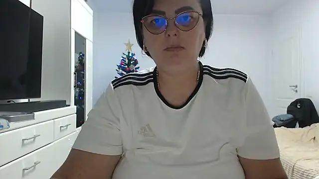 Amandamuller1982 online show from 18, 12, 2025