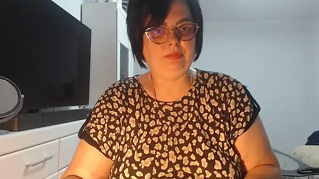 Amandamuller1982 online show from 1, 6, 2026
