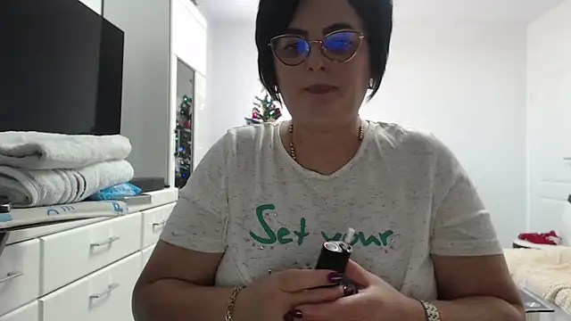 Amandamuller1982 online show from 13, 1, 2026