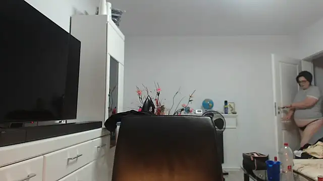 Amandamuller1982 online show from 5, 7, 2026