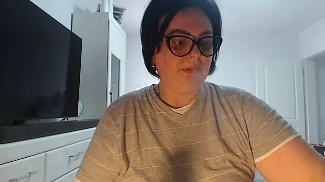 Amandamuller1982 online show from 3, 7, 2026