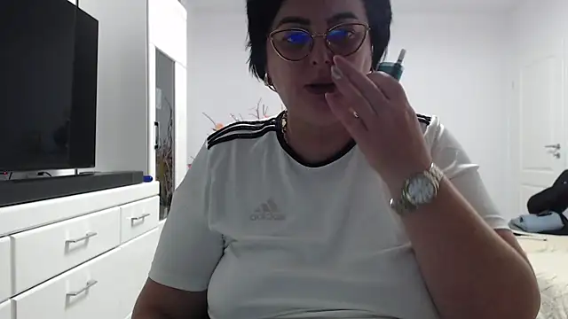 Amandamuller1982 online show from 8, 2, 2026