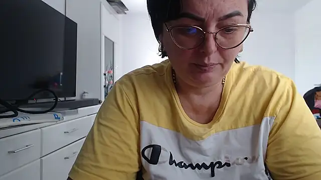 Amandamuller1982 online show from 14, 10, 2025