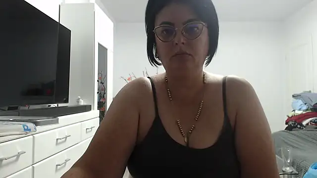 Amandamuller1982 online show from 10, 9, 2025