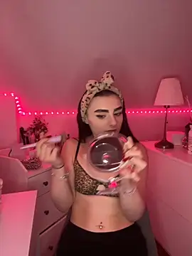 AdelinaAlia online show from 25, 10, 2025