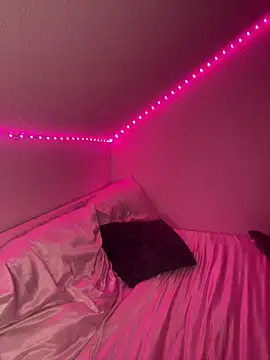 AdelinaAlia online show from 3, 12, 2025