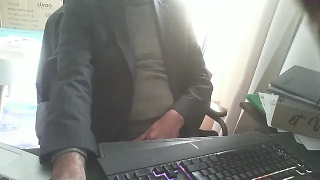 shyfrenchcock1 online show from 13, 1, 2026