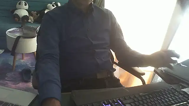 Snapshot of shyfrenchcock1 chatting on 29, 6, 2026 shyfrenchcock1 online show from 29, 6, 2026
