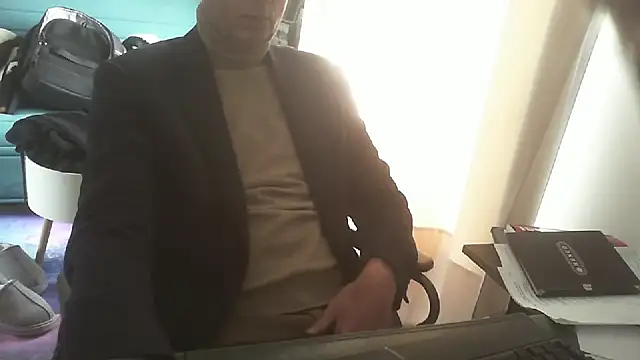 shyfrenchcock1 online show from 18, 3, 2025