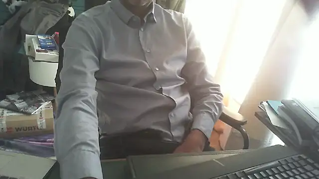 shyfrenchcock1 online show from 29, 9, 2025