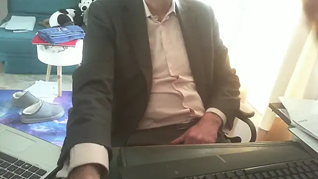 shyfrenchcock1 online show from 3, 3, 2025