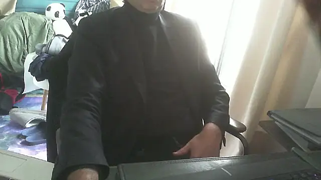 shyfrenchcock1 online show from 13, 4, 2026