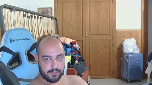 chicomallorca96 online show from 7, 6, 2026