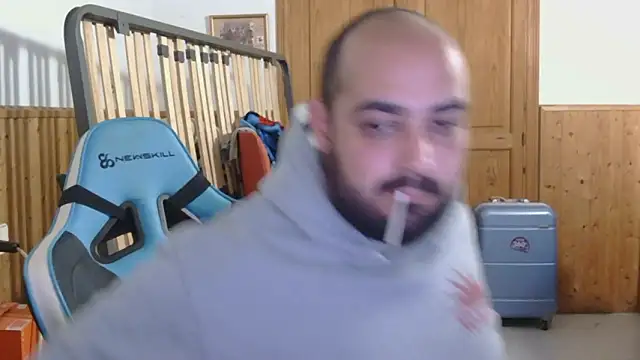 chicomallorca96 online show from 16, 2, 2026