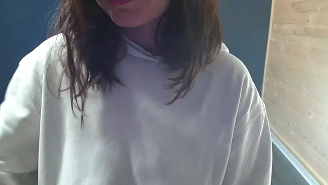 Snapshot of NovaBabe21 chatting on 8, 10, 2025 NovaBabe21 online show from 8, 10, 2025