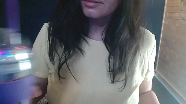 Snapshot of NovaBabe21 chatting on 12, 1, 2026 NovaBabe21 online show from 12, 1, 2026