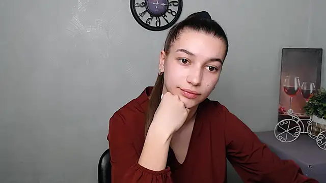 KarolinaRosse  online show from 3, 3, 2025