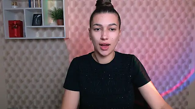 KarolinaRosse  online show from 1, 10, 2025