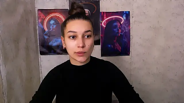 KarolinaRosse  online show from 22, 11, 2025