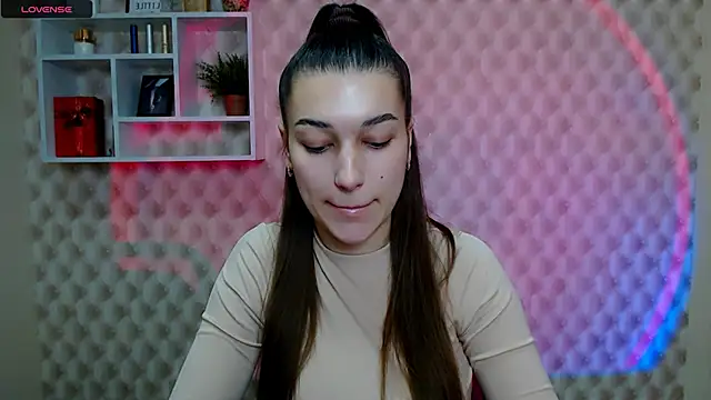 KarolinaRosse  online show from 1, 12, 2025