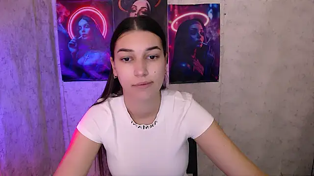 KarolinaRosse  online show from 18, 11, 2025