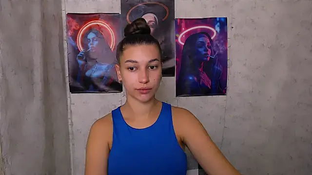 KarolinaRosse  online show from 21, 9, 2025