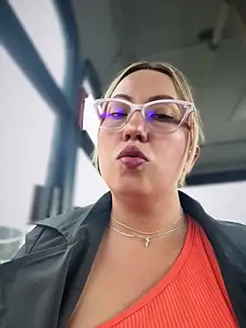 VIOLETA-25  online show from 7, 5, 2026