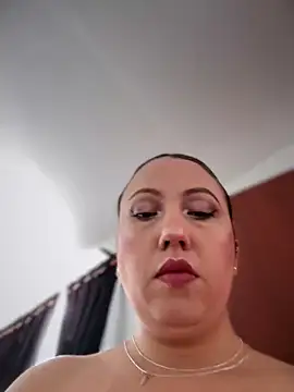 VIOLETA-25  online show from 22, 5, 2026