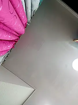 VIOLETA-25  online show from 17, 3, 2025