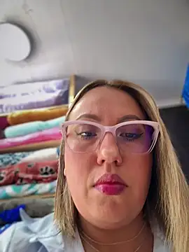 VIOLETA-25  online show from 24, 6, 2026