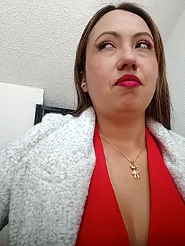 VIOLETA-25  online show from 10, 9, 2025